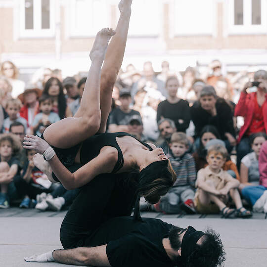 V.O.G.O.T. V.O.G.O.T.